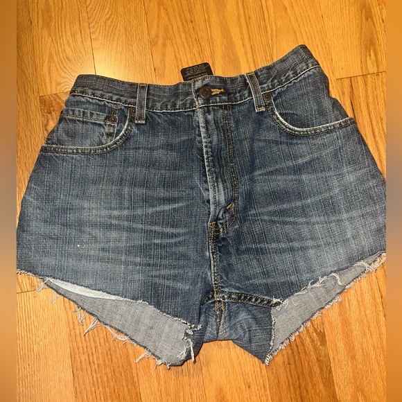 BNWT-Urban renewal Levi’s basic remade Jean denim short womanXS urban outfitters - Picture 3 of 11